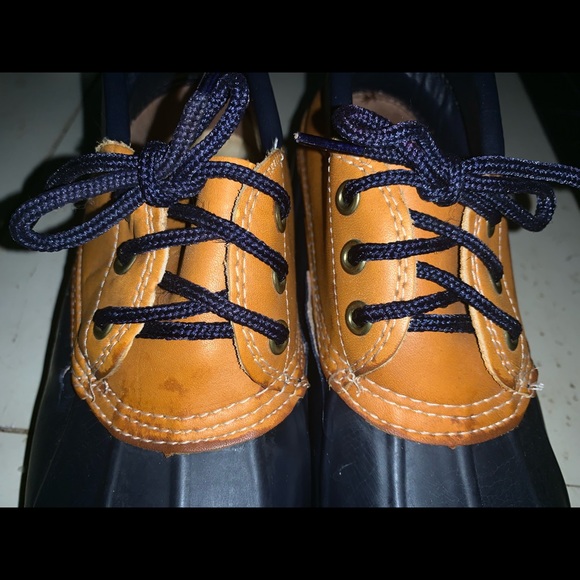 Eddie Bauer Duck Shoes Size 6 - Picture 5 of 8